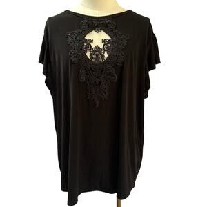 Women’s Sweet Rain Black Flor Patterned Keyhole T-Shirt Sz 3X